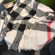 Scialle in cashmere con motivo check classico Burberry 75 x 205 bianco