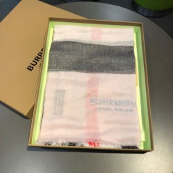 Qualità superiore replica Scialle in cashmere con motivo check classico Burberry 75 x 205 rosa imitazioni perfette