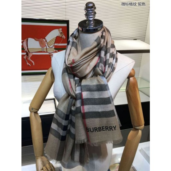 Scialle in cashmere con motivo check classico Burberry marrone