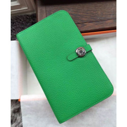 Hermes Dogon Portafoglio in pelle Vert