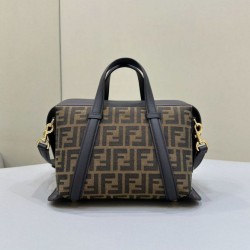 Borsa media Fendi Boston 365 Jacquard FF in tessuto 8BL152 Nera Replica qualità specchio Replica Perfette Borsa media Fendi Boston 365 Jacquard FF in tessuto 8BL152 Nera imitazioni