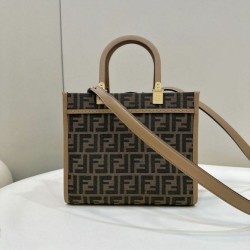 Borsa Fendi Sunshine Small Shopper Tote FF in tessuto jacquard Marrone Replica qualità specchio Replica Perfette Borsa Fendi Sunshine Small Shopper Tote FF in tessuto jacquard Marrone imitazioni