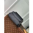 Borsa a tracolla LV Pilot LV Aerogram nera M23736