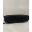 Borsa baguette media Fendi con motivo FF in rilievo 8BR600 nera