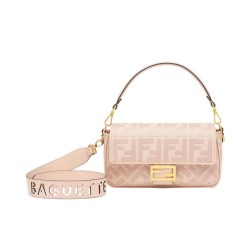 Replica Perfetta Baguette media Fendi con motivo FF in rilievo 8BR600 Rosa