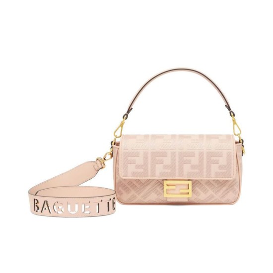 Replica Perfetta Baguette media Fendi con motivo FF in rilievo 8BR600 Rosa