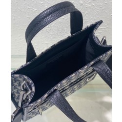 Borsa da uomo Christian Dior Safari North-South Tote Blu scuro Dior Oblique jacquard