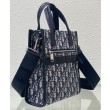 Borsa da uomo Christian Dior Safari North-South Tote Blu scuro Dior Oblique jacquard