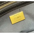 Borse Imitazioni Fendi Baguette Media Nappa Nera con cinturino lettering FENDI in metallo 8BR822