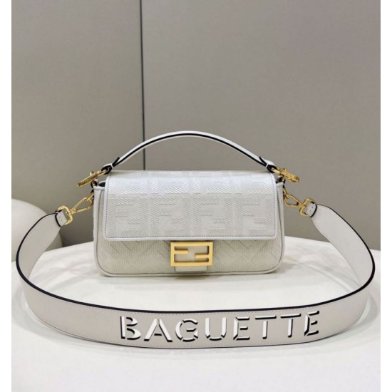 Borsa Replica 1:1 in tela Fendi Baguette media FF 8BR600 Bianca