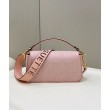 Borsa in tela Fendi Baguette media FF 8BR600 Rosa