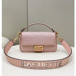 Borsa in tela Fendi Baguette media FF 8BR600 Rosa