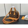 Borsa LV Alma Nano M82717 Monogram