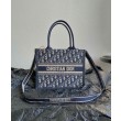 Borse Imitazioni tote Christian Dior piccola Dior Book Ricami Dior Oblique blu scuro e pelle di vitello