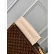 Borsa tote LV Onthego East West M23698 Cream