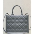 Christian Dior Borsa tote media Dior Book Grigia Motivo Macrocannage