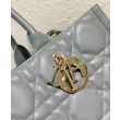 Christian Dior Borsa tote media Dior Book Grigia Motivo Macrocannage