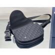 Custodia da uomo Dior Saddle Dior Oblique Jacquard nera