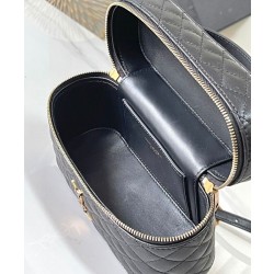 Dettagli perfetti Borse Replica da toilette YSL Saint Laurent Gaby mini con cerniera nera