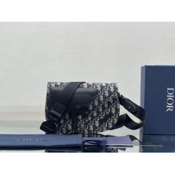 Custodia da uomo Dior Saddle Dior Oblique Jacquard nera Custodia da uomo Dior Saddle Dior Oblique Jacquard nera