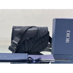 Custodia da uomo Dior Saddle Dior Oblique Jacquard nera Custodia da uomo Dior Saddle Dior Oblique Jacquard nera