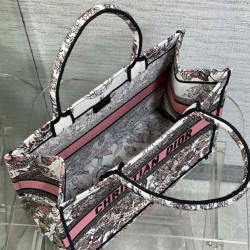 Dior Borse Replica tote media Dior Book Borse rosa a tema Butterfly Around The World Dior Borse Replica tote media Dior Book Borse rosa a tema Butterfly Around The World