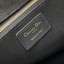 Christian Dior Borsa tote media Dior Book Nera Motivo Macrocannage Replica qualità specchio Replica Perfette Christian Dior Borsa tote media Dior Book Nera Motivo Macrocannage imitazioni