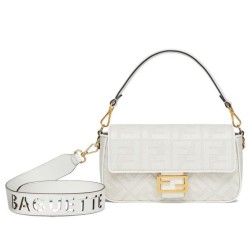 Miglior Prezzo Borsa Baguette media Fendi con motivo FF in rilievo 8BR600 Crema Replica