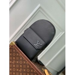 Borsa a tracolla LV Pilot LV Aerogram nera M23736