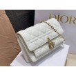 Pochette Dior Lady Dior con catena Cannage bianca