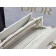 Pochette Dior Lady Dior con catena Cannage bianca