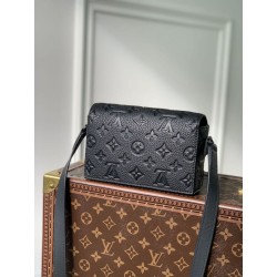 Portafoglio indossabile LV Steamer M81746 Borsa da uomo LV Monogram Taurillon