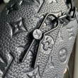 Portafoglio indossabile LV Steamer M81746 Borsa da uomo LV Monogram Taurillon