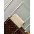 Portafoglio LV con catena Métis M82836 Cream