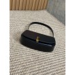 Replica Perfetta a tracolla mezzaluna YSL Saint Laurent Mini Voltaire Nera