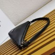 Borsa a tracolla triangolare Prada Nera