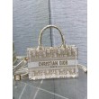 Borsa Dior Mini Book Tote con tracolla Borsa Dior Ricamo Dior Oblique color oro