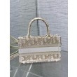Borsa Dior Mini Book Tote con tracolla Borsa Dior Ricamo Dior Oblique color oro