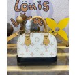 Borsa LV Nano Alma M46895 Crema