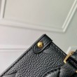 Bora Pari all'originale replica LV OnTheGo BB LV M46993 monogram Empreinte