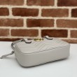 Bora Pari all'originale replica piccola con manico superiore Gucci GG Marmont 795199 Bianca