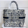 Borsa tote Dior Catherine Toile de Jouy ricamata Blu Borsa tote Dior Catherine Toile de Jouy ricamata Blu