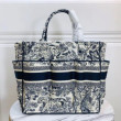 Borsa tote Dior Catherine Toile de Jouy ricamata Blu Borsa tote Dior Catherine Toile de Jouy ricamata Blu