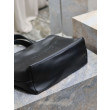 Borsa tote imbottita larga YSL Saint Laurent in nappa nera Borsa tote imbottita larga YSL Saint Laurent in nappa nera