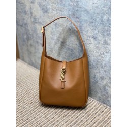 Borse YSL Saint Laurent Le 5 A 7 Supple Small Hobo Marrone