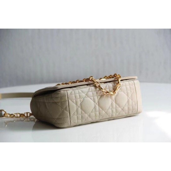 Borsa Caro piccola Dior in pelle di vitello Cannage Beige Replica qualità specchio Replica Perfette Borsa Caro piccola Dior in pelle di vitello Cannage Beige imitazioni