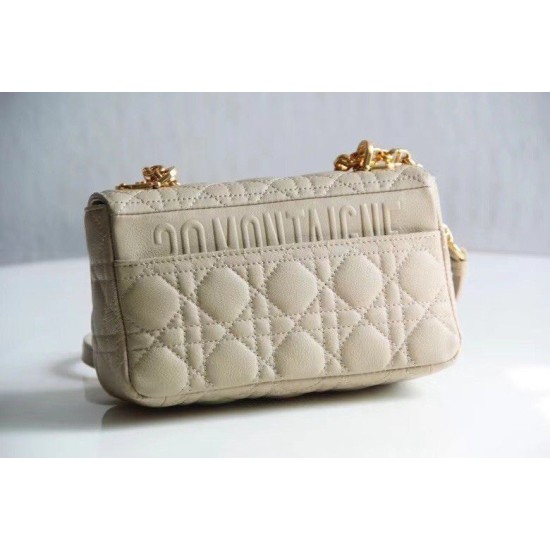 Borsa Caro piccola Dior in pelle di vitello Cannage Beige Replica qualità specchio Replica Perfette Borsa Caro piccola Dior in pelle di vitello Cannage Beige imitazioni