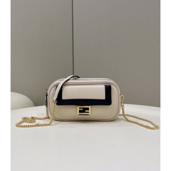 Fendi Easy 2 Baguette Borse Replica Alta Qualità a tracolla Mini Fendi Beige Fendi Easy 2 Baguette Borse Replica Alta Qualità a tracolla Mini Fendi Beige