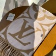 LV M79213 Sciarpa medaglione LV Beige