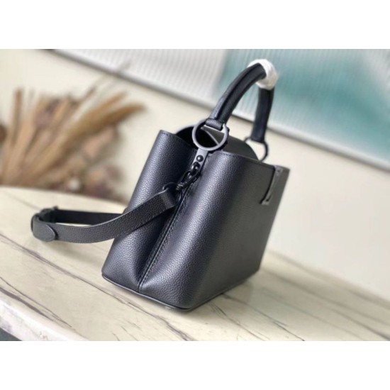 Borse Imitazioni Louis Vuitton Capucines East-West MM M23947 Nera Replica qualità specchio Replica Perfette Borse Imitazioni Louis Vuitton Capucines East-West MM M23947 Nera imitazioni
